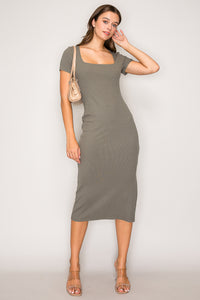 DY8282_Olive_3266670