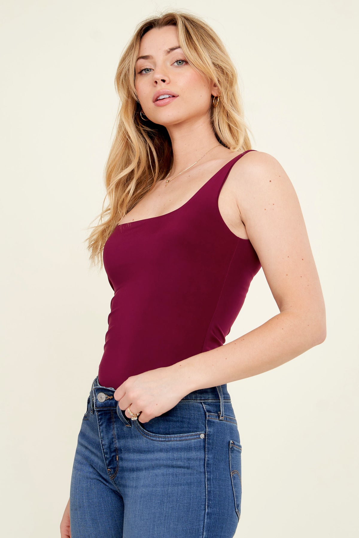 BX8091_Wine_2556793