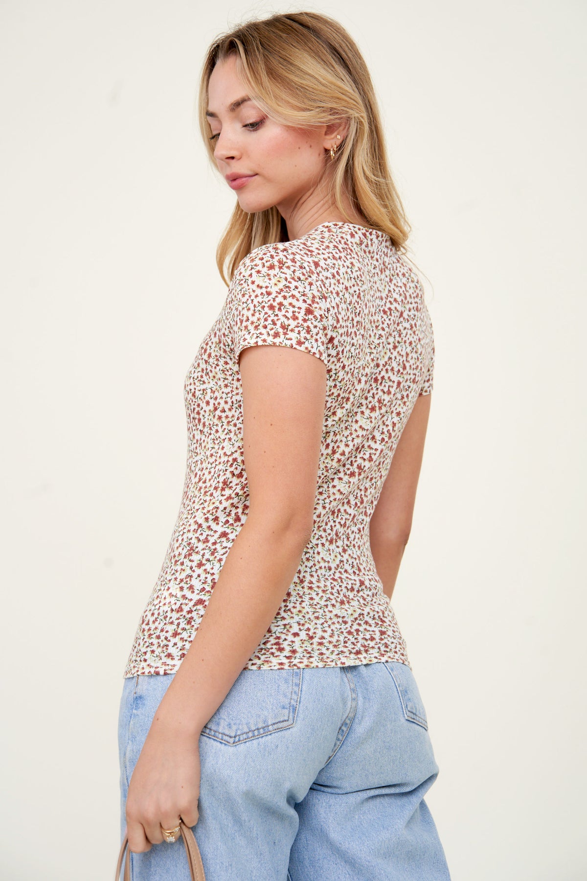 TY9895_CreamFloral_2720397