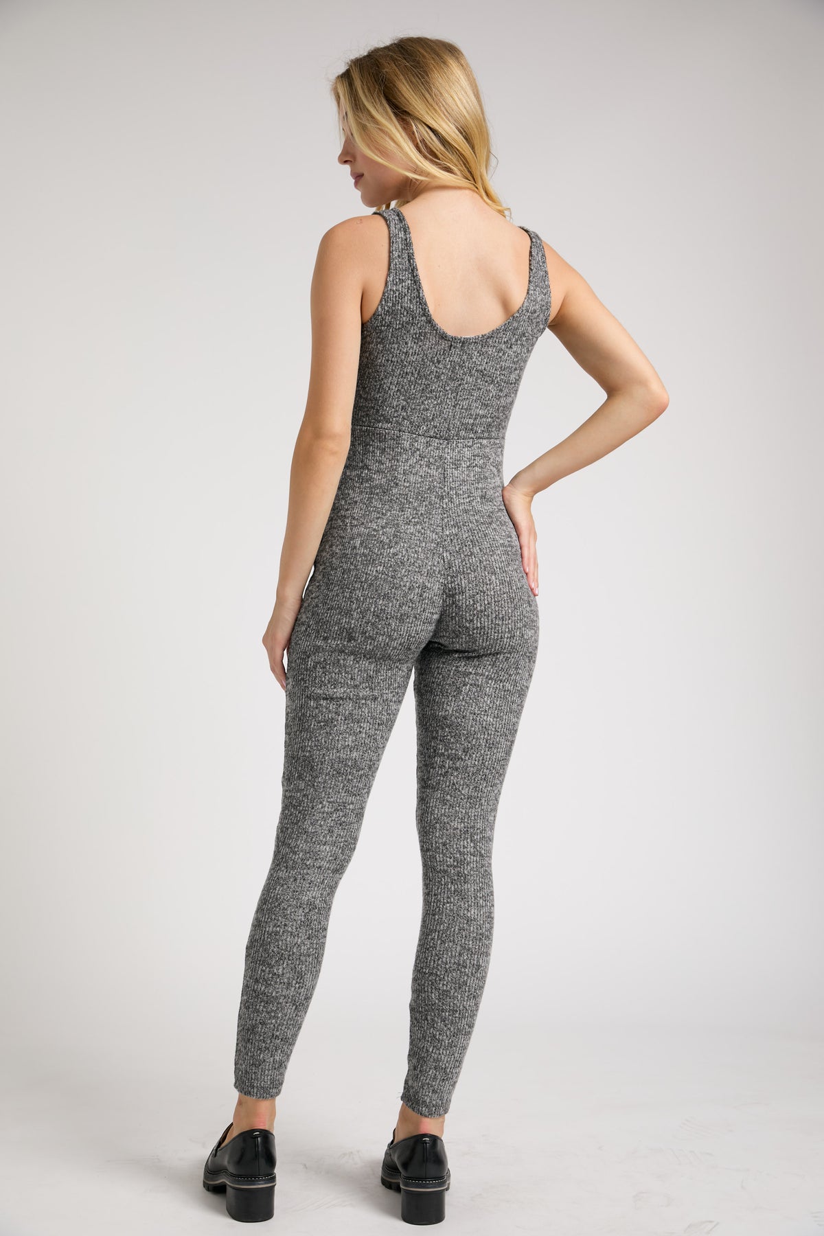 RZ8050_Charcoal_2572205