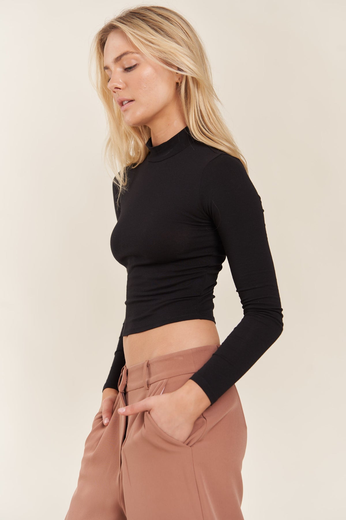 TZ7427_Black_2647961