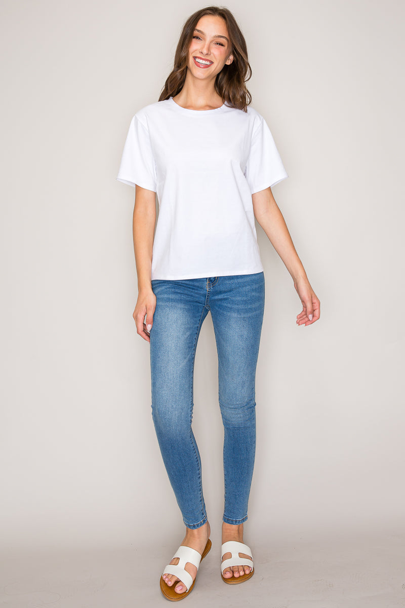 TY70746_White_3192604