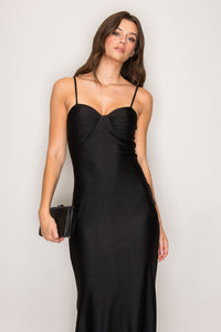 DX72301_Black_5429741