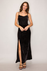 DX71930_Black_4747028