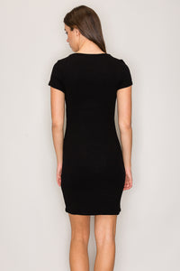 DY70143_BlackWhite_4029235