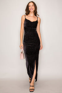 DX70699_Black_4746956