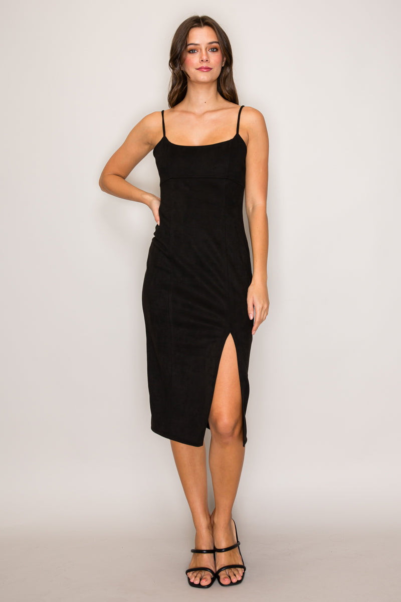 DX71985_Black_4918206