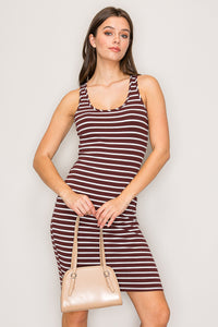 DX1008_BaileyRumRaisinWhite_4015711