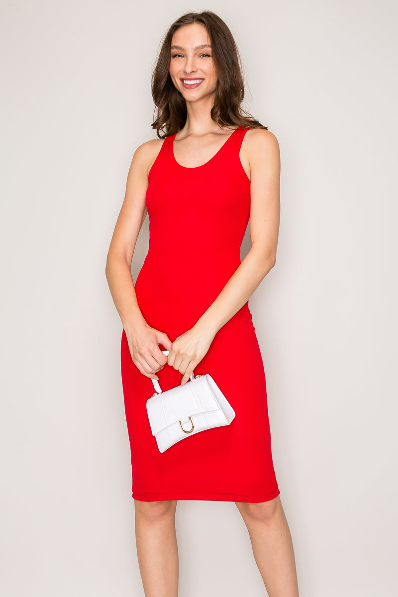 DX82307_Red_4109914