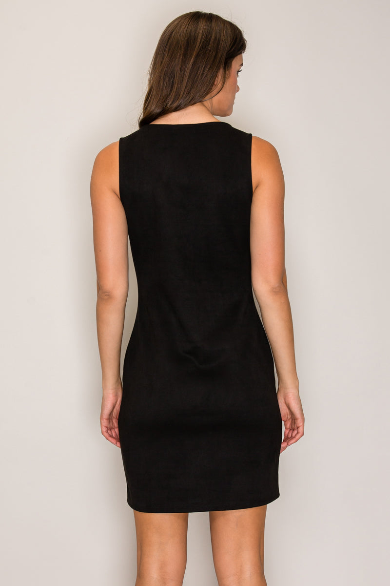 DX72014_Black_5598311